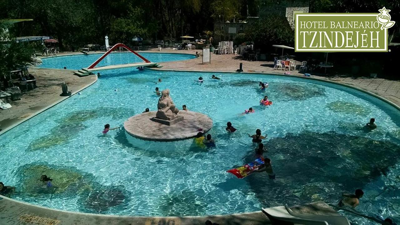 Hotel Balneario Tzindejeh Tasquillo 外观 照片