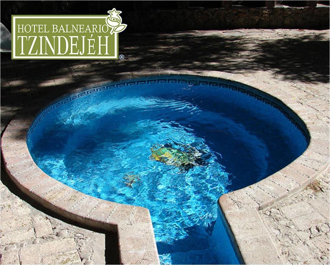Hotel Balneario Tzindejeh Tasquillo 外观 照片