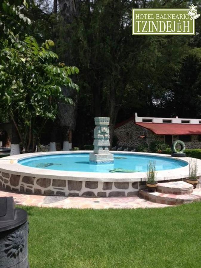 Hotel Balneario Tzindejeh Tasquillo 外观 照片