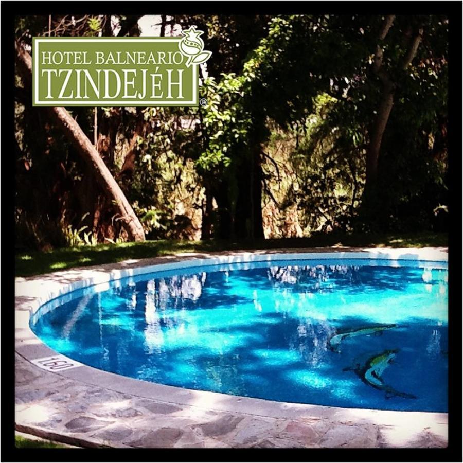 Hotel Balneario Tzindejeh Tasquillo 外观 照片
