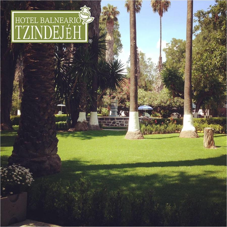 Hotel Balneario Tzindejeh Tasquillo 外观 照片