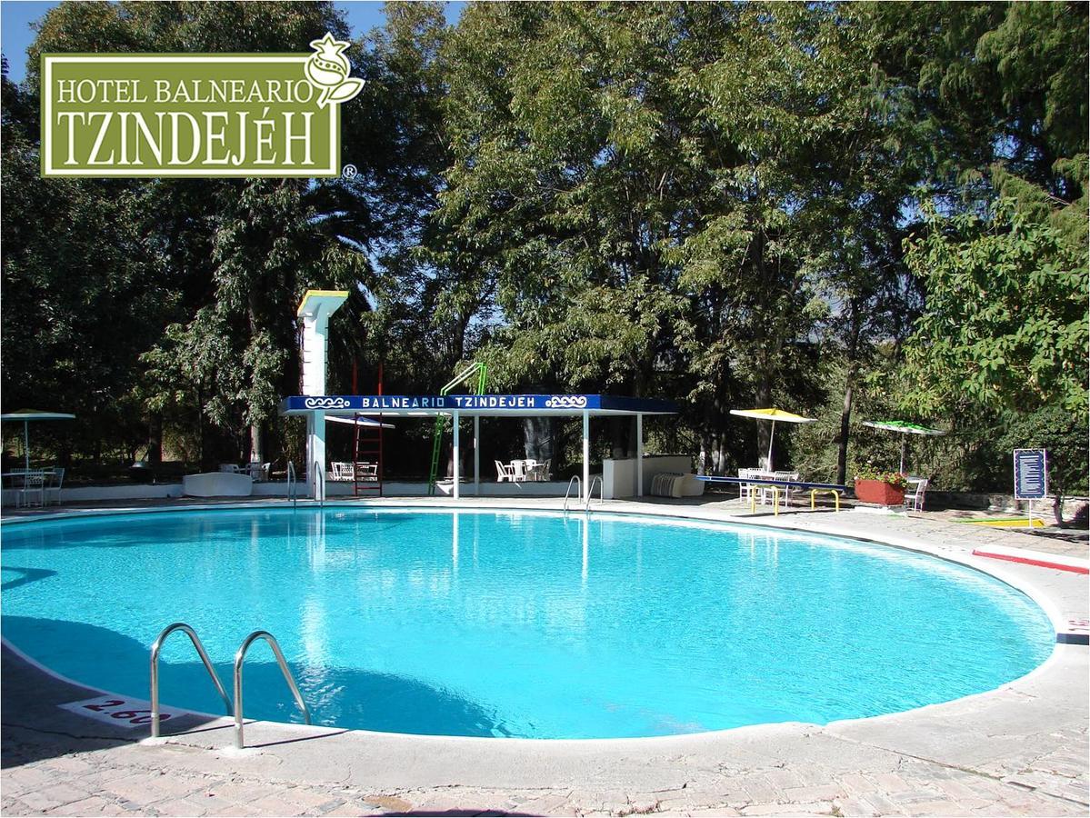 Hotel Balneario Tzindejeh Tasquillo 外观 照片