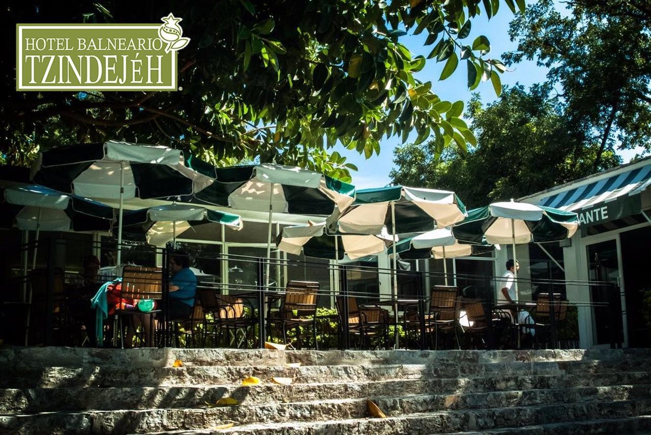Hotel Balneario Tzindejeh Tasquillo 外观 照片